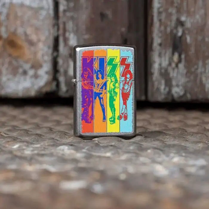 Zippo - KISS "Striped" Design - Street Chrome Lighter