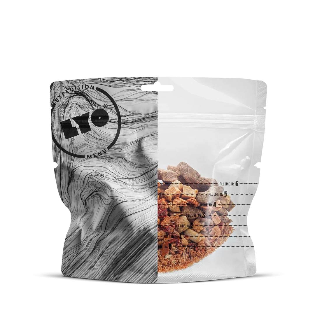 LYOFOOD Gulasj – Smakfull svinegryte med bønner og potet - Game-On.no